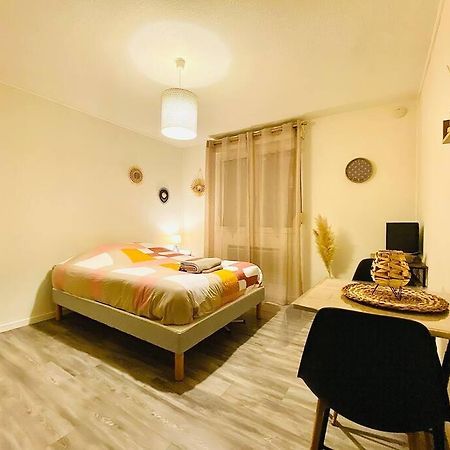 Apartmán Au Calme Confort & Proche Centre Le Mans Exteriér fotografie