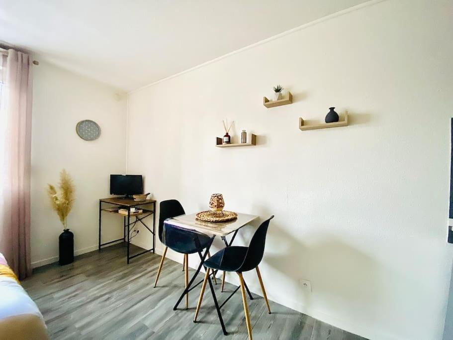 Apartmán Au Calme Confort & Proche Centre Le Mans Exteriér fotografie