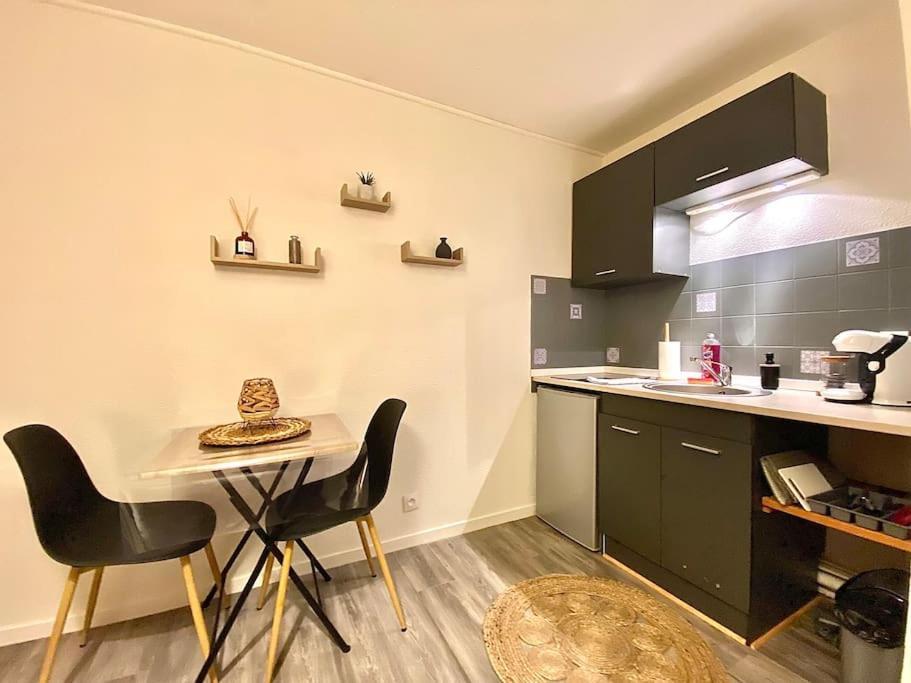 Apartmán Au Calme Confort & Proche Centre Le Mans Exteriér fotografie